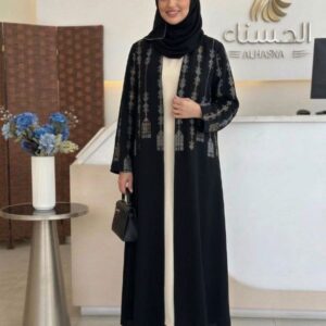 عبائة مطرزة -تطريز دقيق ومتقن